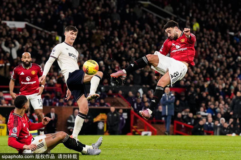 布鲁诺·费尔南德斯声称曼联高层想要套现他,但缺乏勇气违背主教练阿莫林意愿